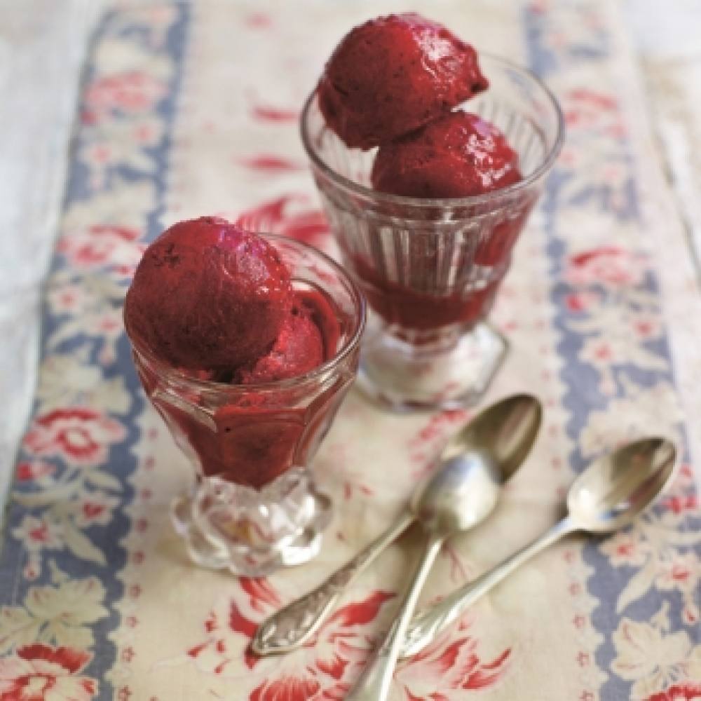Blackcurrant Sorbet with Cassis